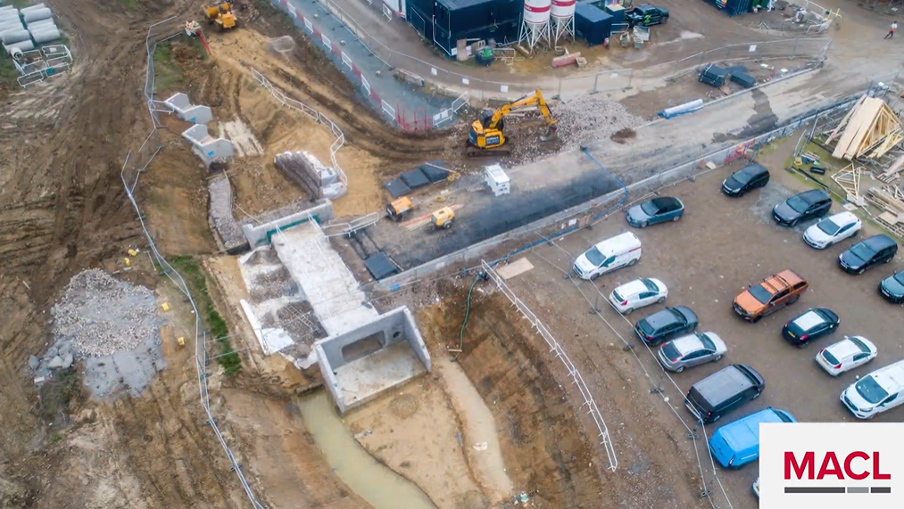 We successfully installed the Eastern culvert at the Bloor Homes development in Rochford.